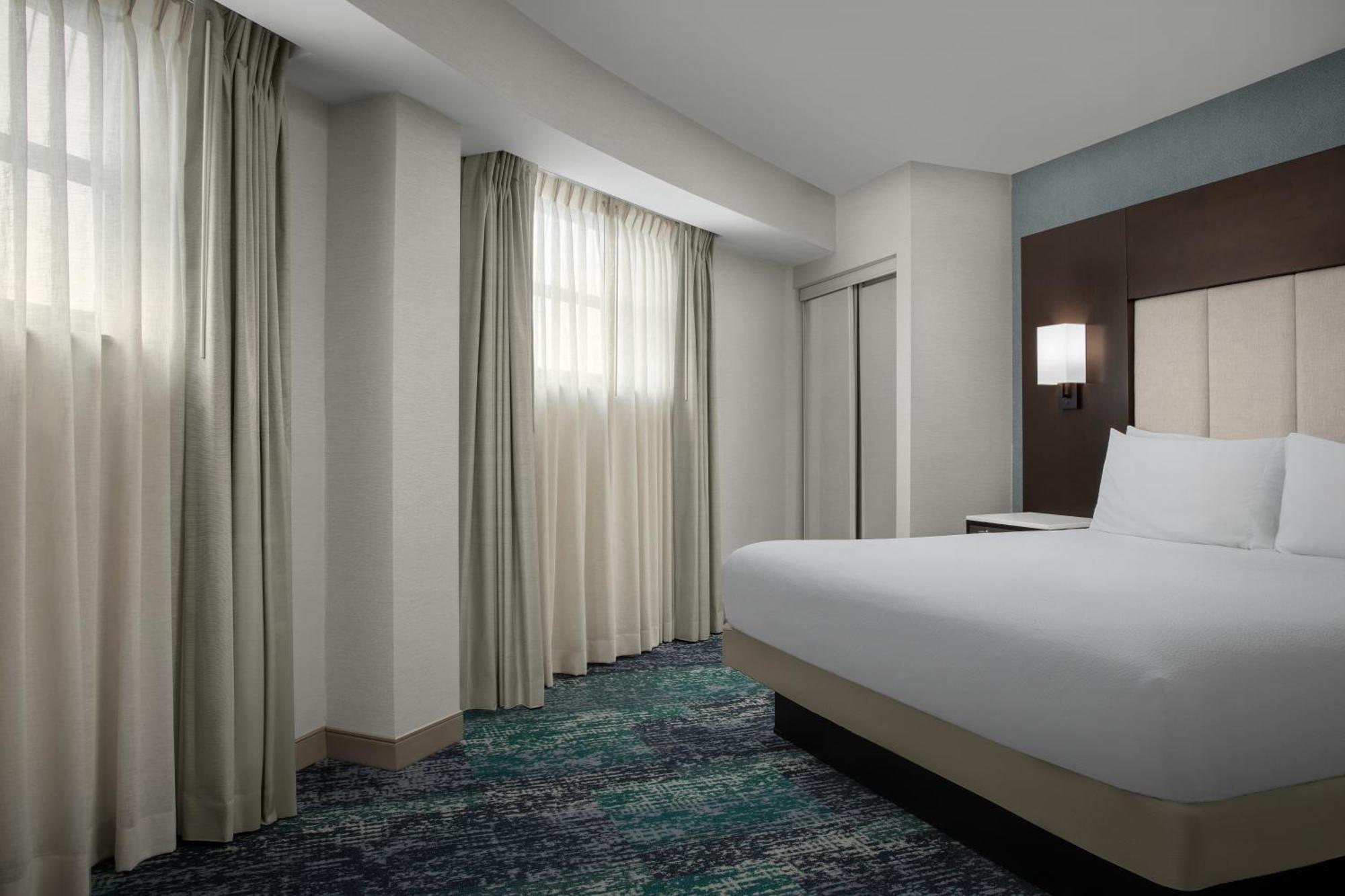 Hilton Garden Inn Portsmouth Downtown Rum bild