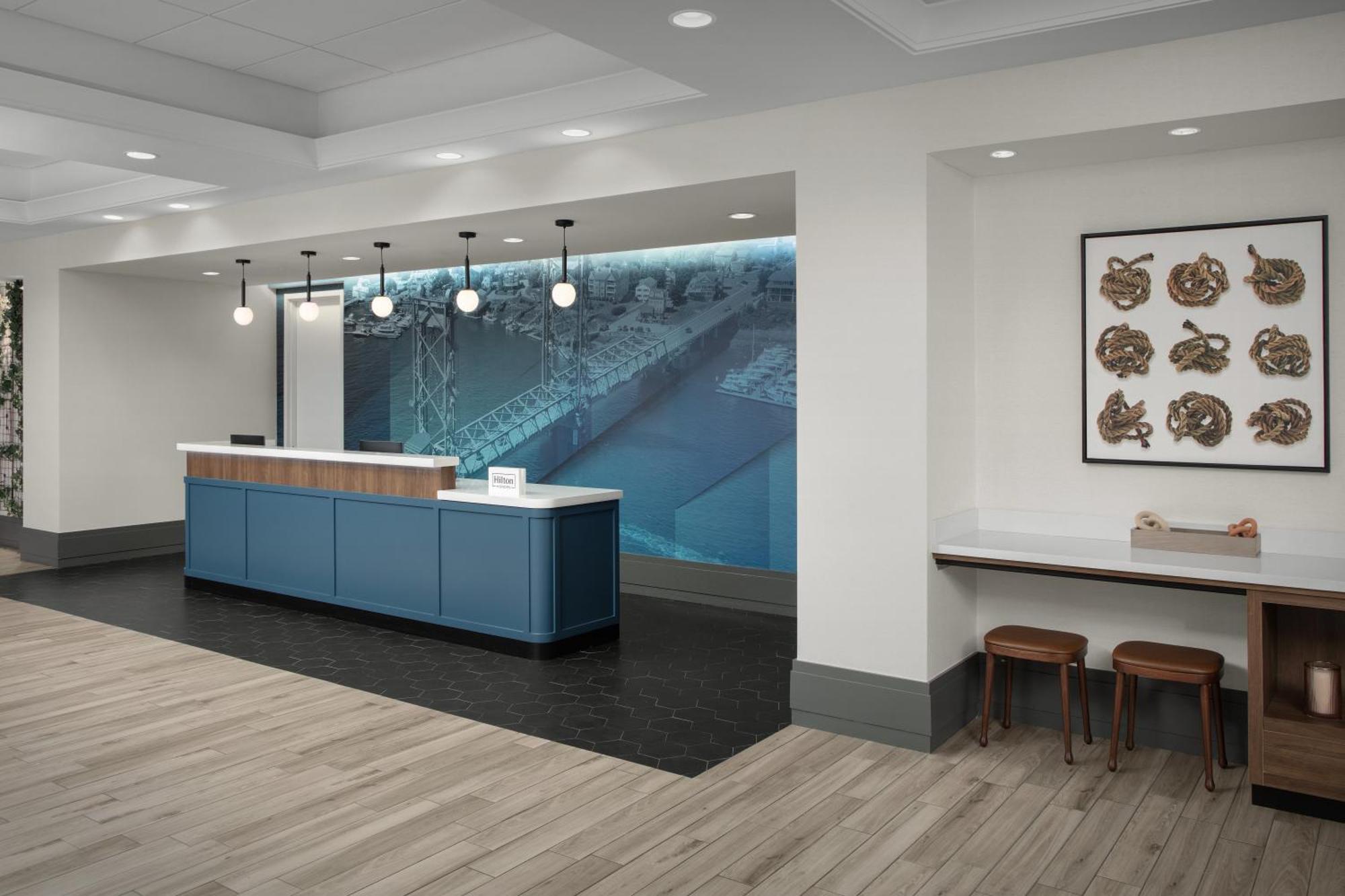 Hilton Garden Inn Portsmouth Downtown Exteriör bild